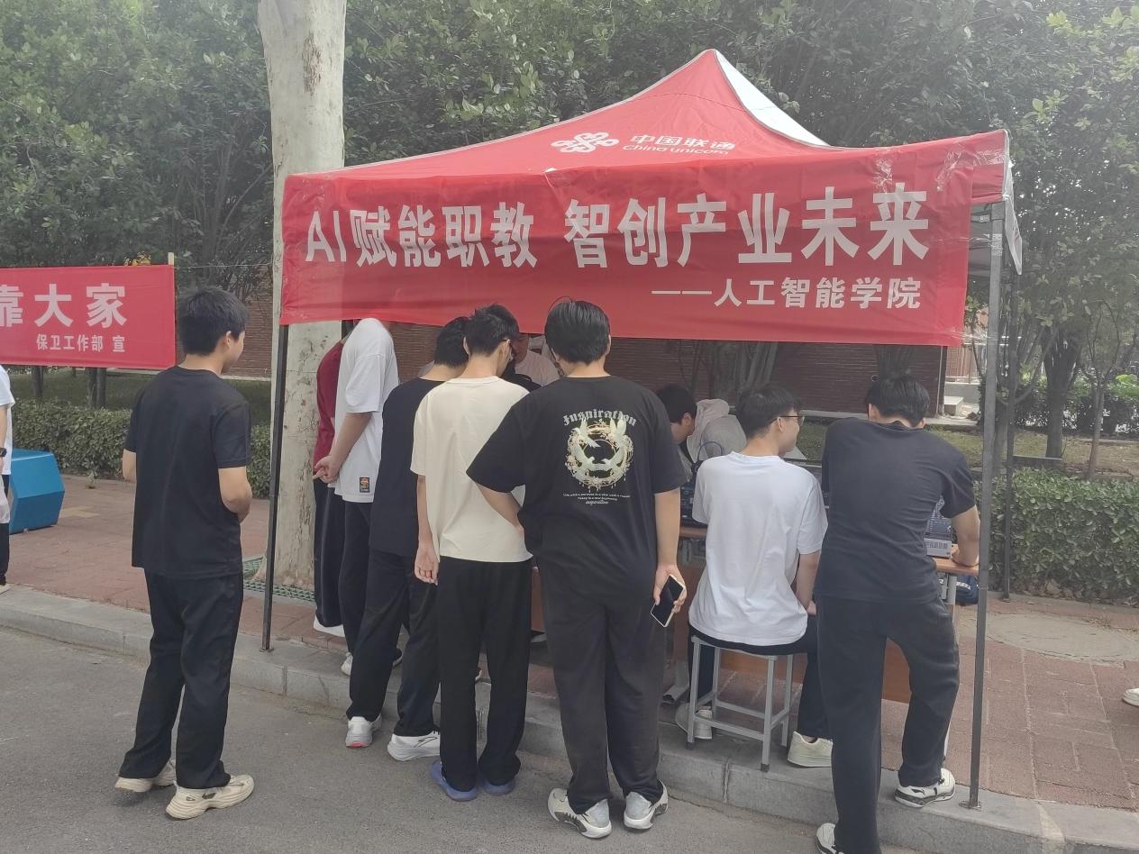 说明: 1